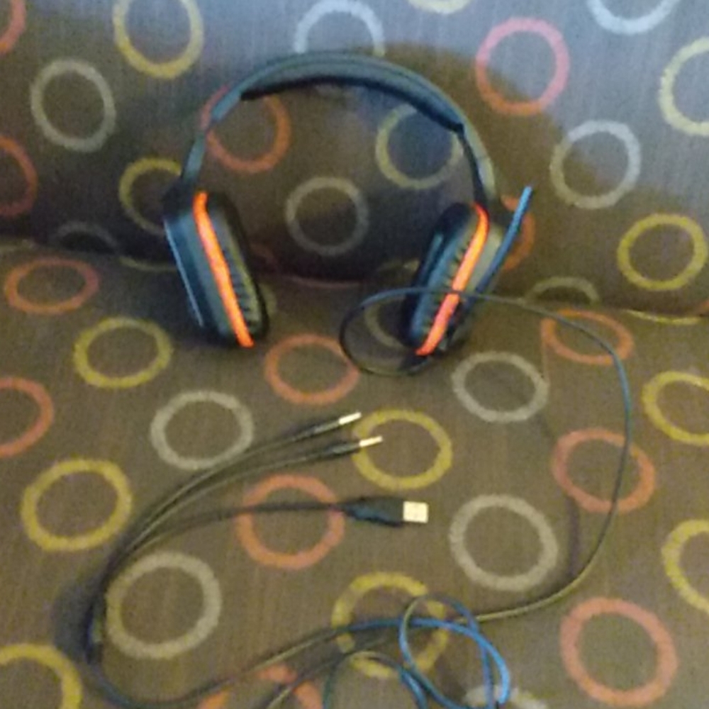 Gaming LED headset - Picture 4 of 4